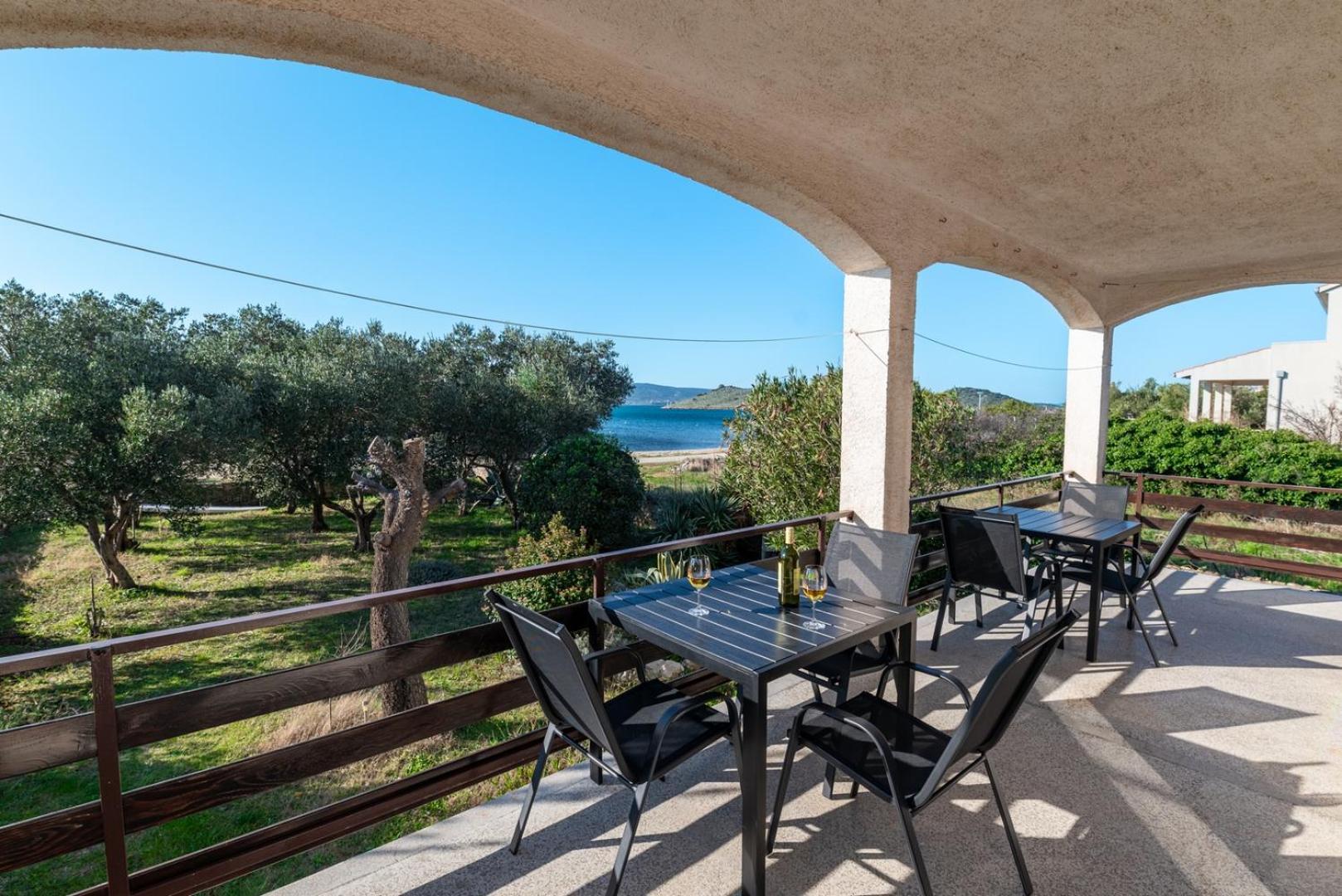 Beachfront Apartment Lostura Turanj Dış mekan fotoğraf